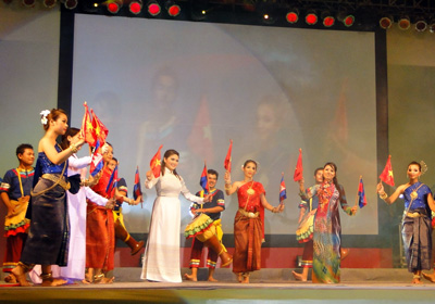 ຫວຽດນາມ - ກຳປູເຈຍສະເຫຼີມສະຫຼອງ 45 ປີ ແຫ່ງວັນສ້າງຕັ້ງສາຍພົວພັນ ທາງການທູດ